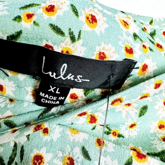 Lulus NWT Flourishing Dreams Ditsy Floral Print Wrap Mini Skirt Mint Green Sz XL - Picture 7 of 7